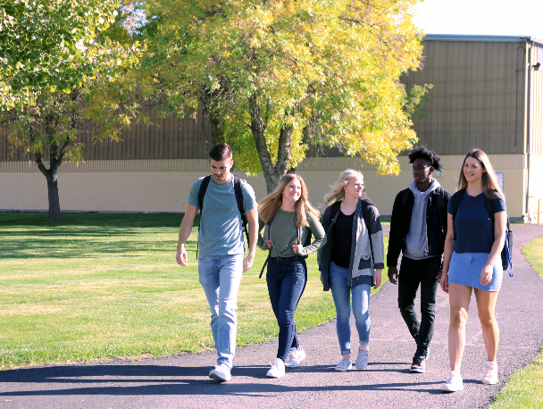 Students on the MCC Campus